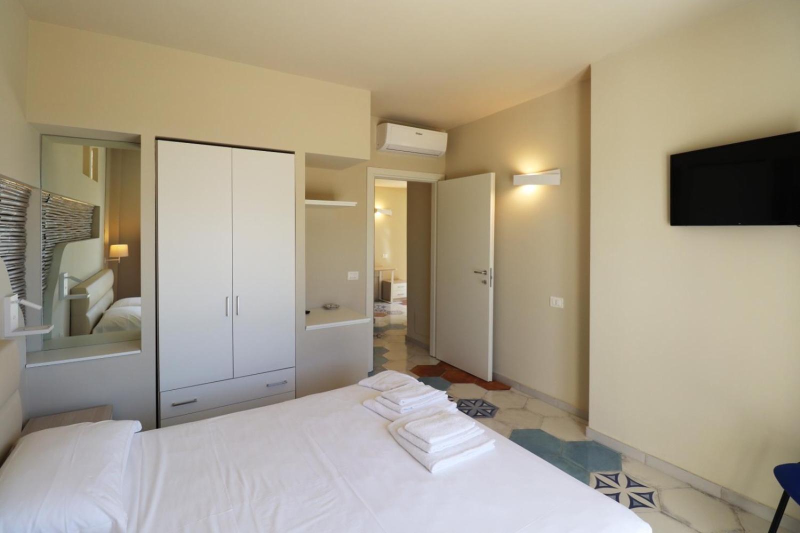 Borgo San Cosmo Tropea Bed & Breakfast Brattiro Bagian luar foto