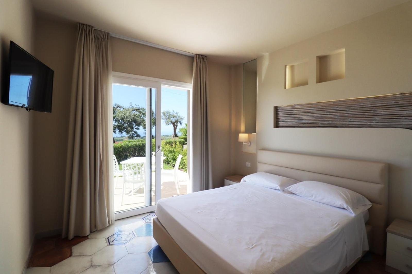 Borgo San Cosmo Tropea Bed & Breakfast Brattiro Bagian luar foto