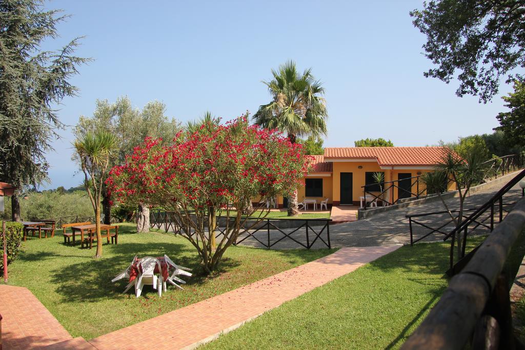 Borgo San Cosmo Tropea Bed & Breakfast Brattiro Bagian luar foto