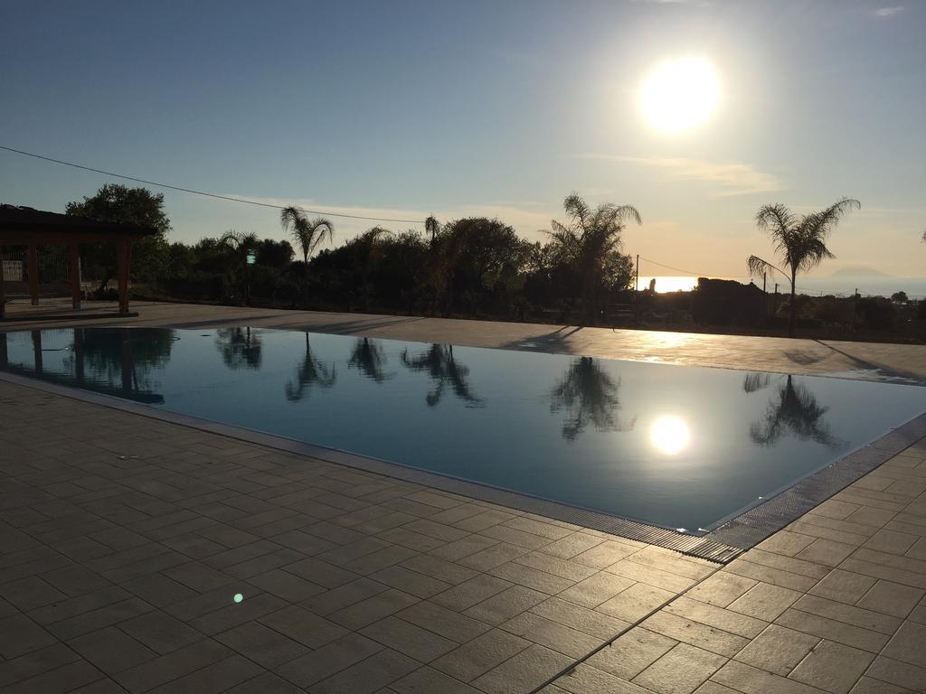 Borgo San Cosmo Tropea Bed & Breakfast Brattiro Bagian luar foto